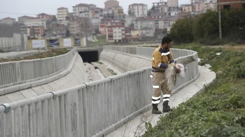 Sultanbeyli'de Bahar Temizliği Başladı