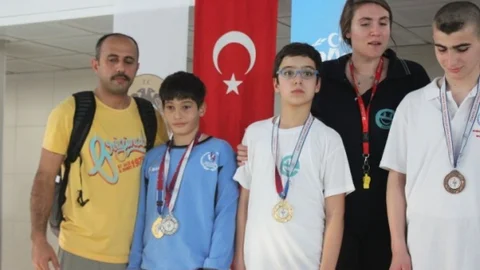 Özel Sporculardan Derece