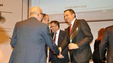 “Zeytin Çekirdekleri” Ayvalık Belediyesine Ödül Getirdi