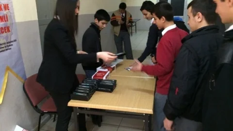 Gençlik Ve Güvenli Gelecek Konulu Konferans Verildi