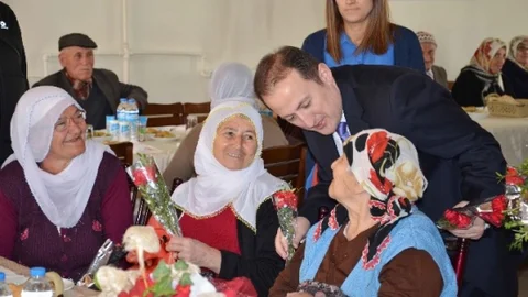 Pehlivan ''Yaşlılarımız Yarına Işık Tutan Değerlerimiz''