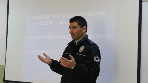 MYO Öğrencilerine Trafik Semineri