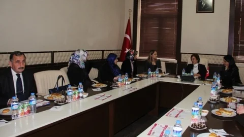 Bayburt'ta Gönül Elçileri Projesi Toplantısı