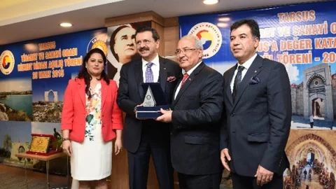 TOBB Başkanı Hisarcıkoğlu “Para Kazanabilmenin Tek Kuralı Markalaşmaktır”