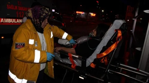 3 Kişi Sobadan Zehirlendi