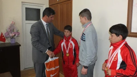 Ulukışla Yibo Güreşçileri Türkiye Şampiyonasında