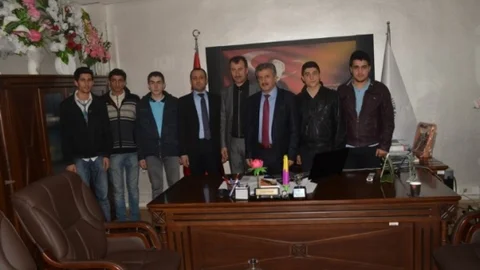 Şampiyonlardan Müdür Arslan'a Ziyaret