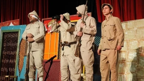 Çanakkale Tiyatrosu Hem Duygulandırdı Hem De Gururlandırdı