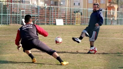 Kepez Şampiyonluk Yolunda