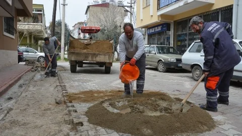 Torbalı Yollarına 20 Bin Ton Asfalt