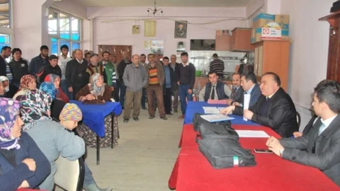 Mülakatta Ter Döktüler