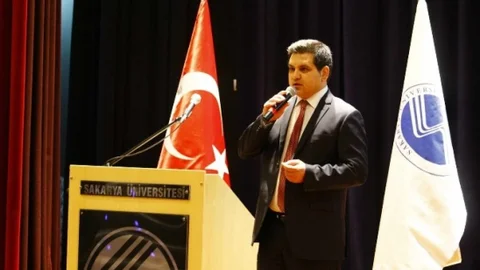 Saü'de “Bir Milletin Kader Anı Çanakkale 1915” Konulu Konferans Düzenlendi