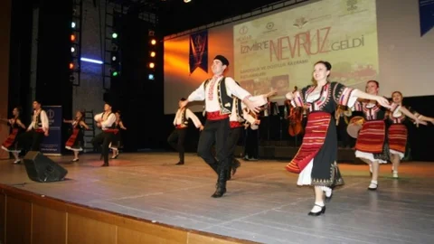 MÜSİAD Nevruz'u İzmir'e Getirdi