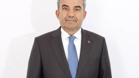 Burak ''Kurtuluş Sandıkta''