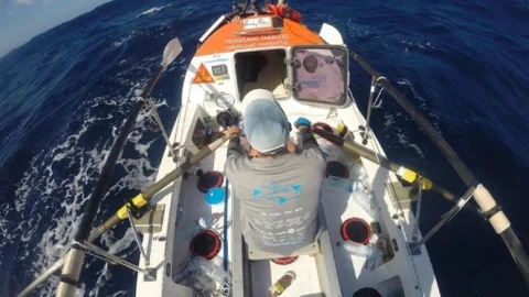 Avusturyalı Maceraperest Suriyeli Çocuklar Ve Şehitler İçin 20 Ülke Dolaştı