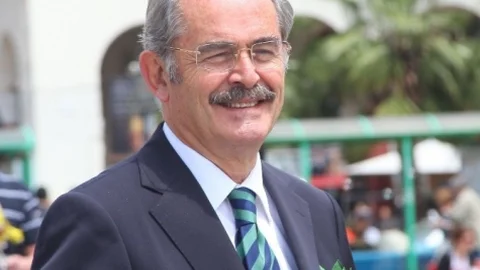 Yılmaz Büyükerşen'e Ödül Verildi