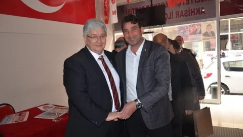 Akhisar'da MHP Ziyareti