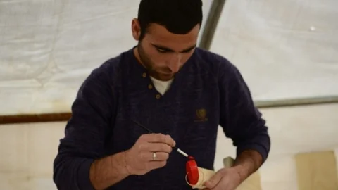 Sincarlı Çocuklara Oyuncak Eğitimi