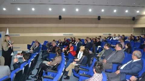 Çerkezköy'de Beden Dili Eğitimi