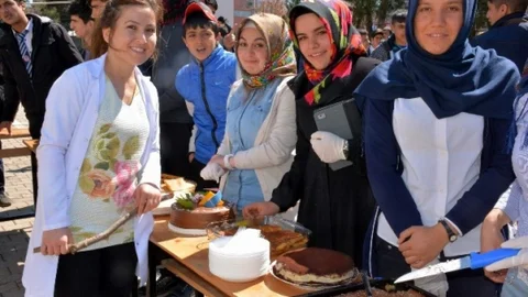 Şanlıurfa'da Kermes Düzenlendi