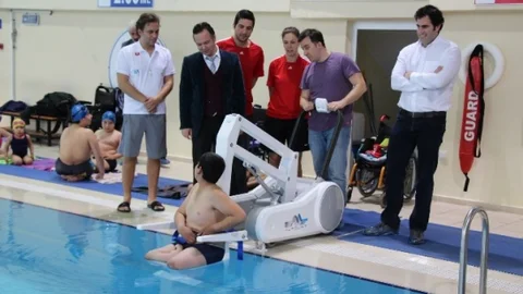 Manisa'da Engelli Havuz Asansörü