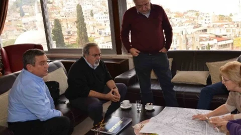 Kuşadası'nda Üniversite Projesi