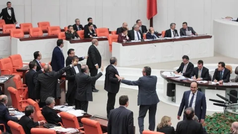 İç Güvenlik Paketi Mecliste Onaylandı