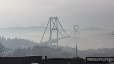 İstanbul'da Sis Etkili Oldu