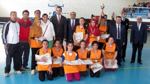 Atatürk Ortaokulu Şampiyon Oldu