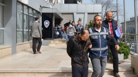 Bursa'da Lastik Hırsızlığı Operasyonu