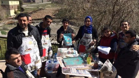 Nevşehir'de Ebru Eğitimi