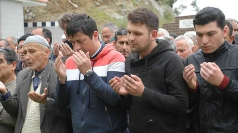 Fethiye'de Hamile Kadın ve Bebek Cenazesi