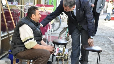 Aslan Karanfil Esnaf Ziyareti Yaptı