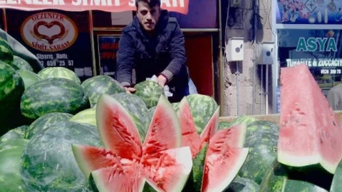 İran Karpuzu Ahlat'ta Popüler