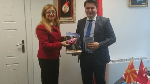 Makedonya Cumhurbaşkanına Fahri Doktora