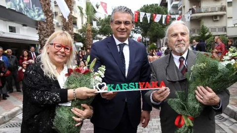 Karşıyaka'da Tiyatro Onuru