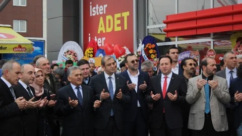Kayseri'de Gross Market Açıldı