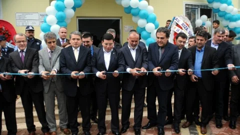 Antalya'da Diş Merkezi Açıldı