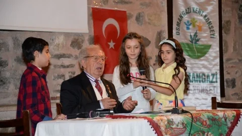 Bursa'da Tiyatro Gösterisi