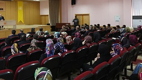 Prof. Dr. Mehmet Erdem Konferans Verdi