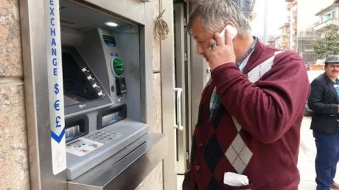 Bartın'da Yaşlı Adam Dolandırıldı