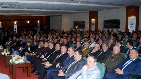 Sakarya'da Yıldızlar Ödülleri Verildi