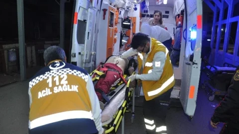 Adana'da Trafik Kazası: 1 Ölü, 1 Yaralı