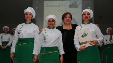 Konak'ta Kadınlar Sertifika Aldı