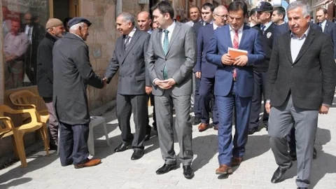 Mardin'de Vali Koçak İncelemelerde Bulundu