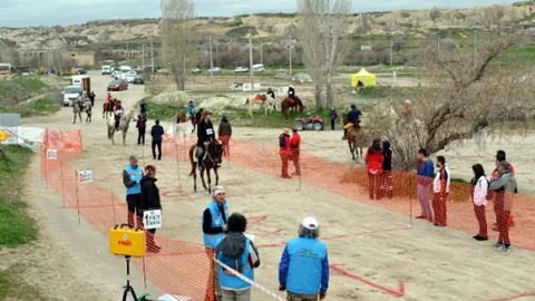 Kapadokya'da Oryantiring Yarışmaları Başladı