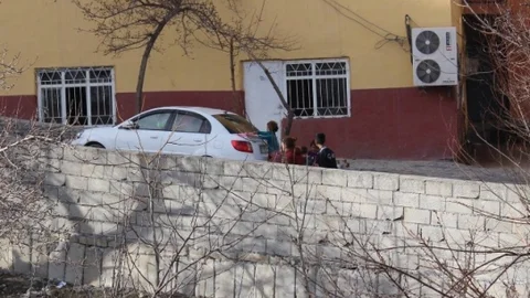 Hakkari'de Suriyeli Dilenciler Sorunu