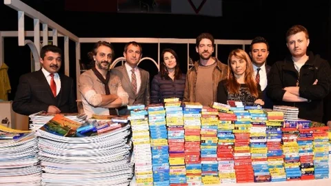 Uşak'ta Tiyatro Etkinliği