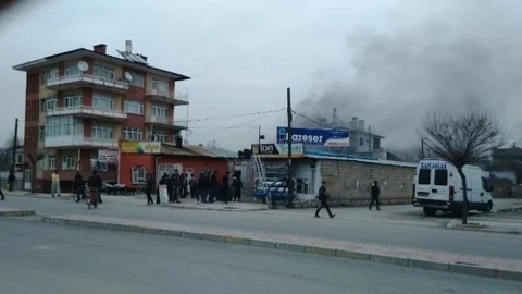 Van'da Depoda Yangın Çıktı