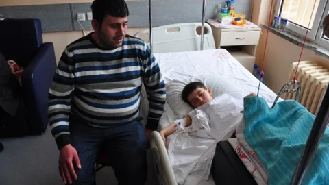 Sivas'ta Kamyon Kazası Geçiren Çocuk İyiye Gidiyor